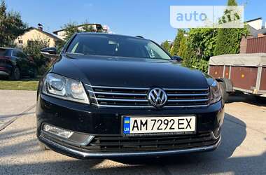 Универсал Volkswagen Passat 2012 в Киеве