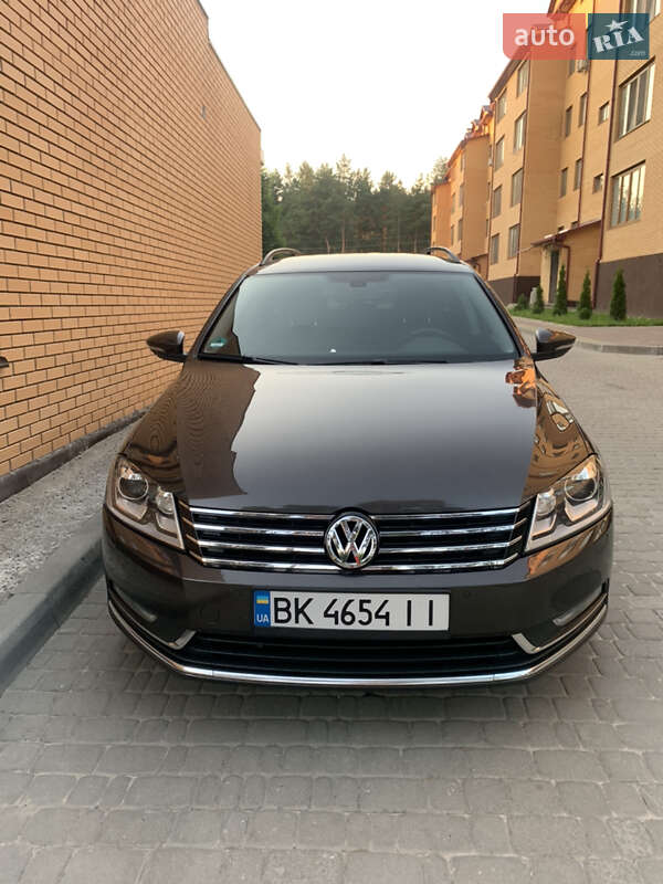 Универсал Volkswagen Passat 2014 в Нетешине