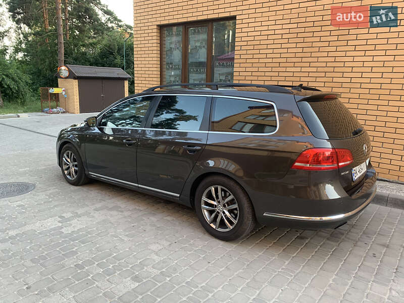 Универсал Volkswagen Passat 2014 в Нетешине