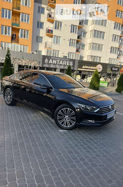 Седан Volkswagen Passat 2017 в Виннице