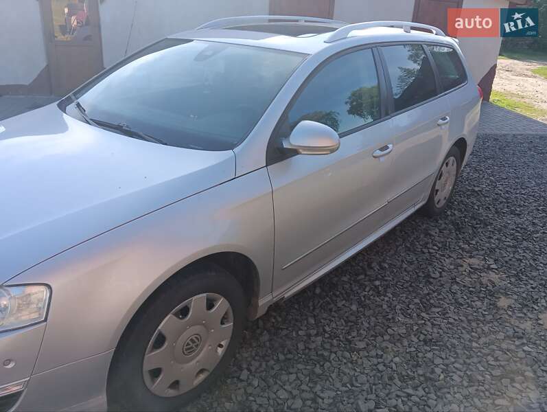 Универсал Volkswagen Passat 2010 в Луцке