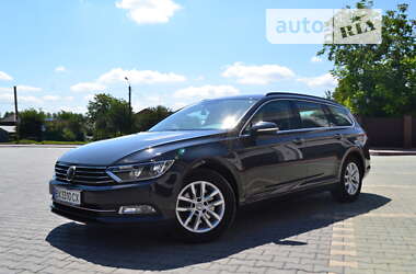 Универсал Volkswagen Passat 2015 в Хмельницком