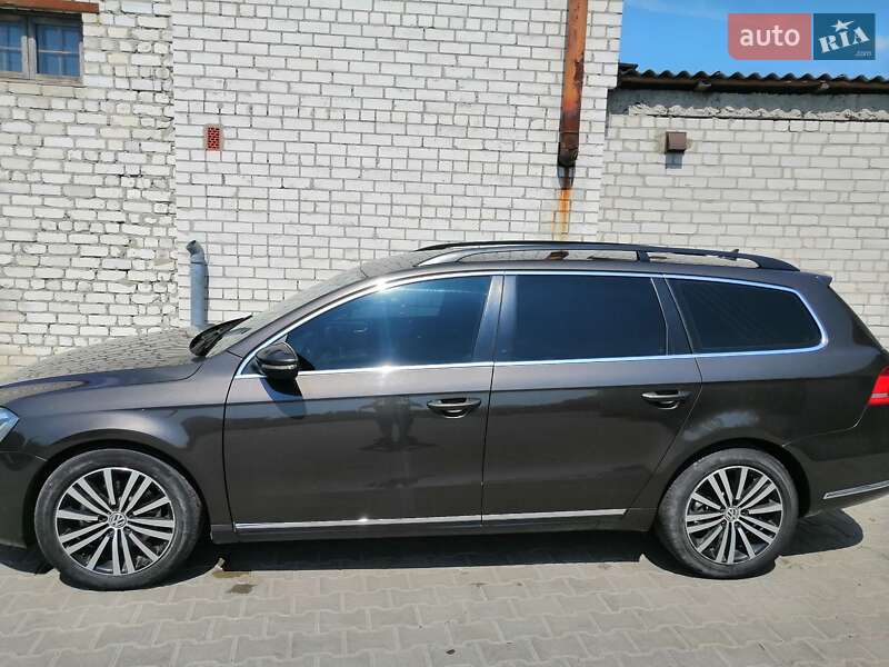 Универсал Volkswagen Passat 2014 в Житомире фото 2 Универсал Volkswagen Passat 2014 в Житомире
