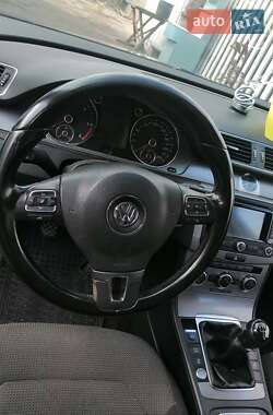 Универсал Volkswagen Passat 2014 в Житомире