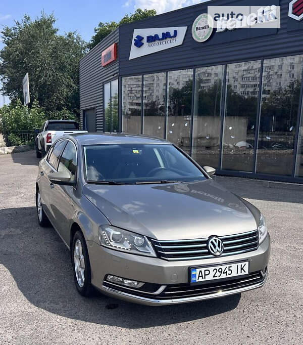 Седан Volkswagen Passat 2012 в Запорожье