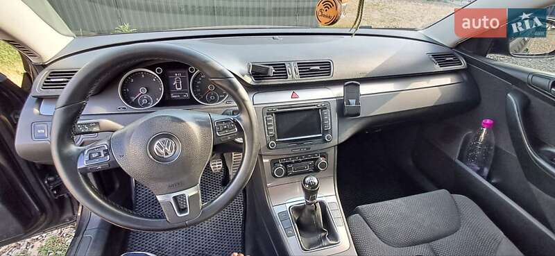 Универсал Volkswagen Passat 2010 в Черновцах