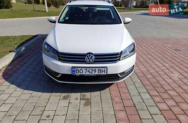 Універсал Volkswagen Passat 2013 в Тернополі