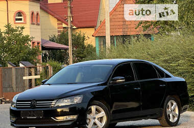 Седан Volkswagen Passat 2013 в Днепре