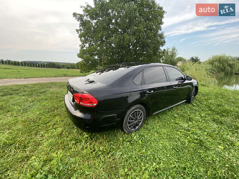 Седан Volkswagen Passat 2015 в Луцке