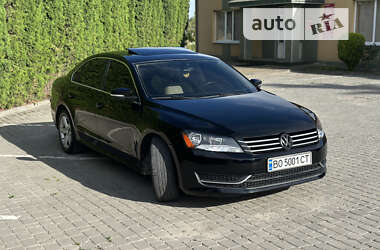 Седан Volkswagen Passat 2012 в Тернополе