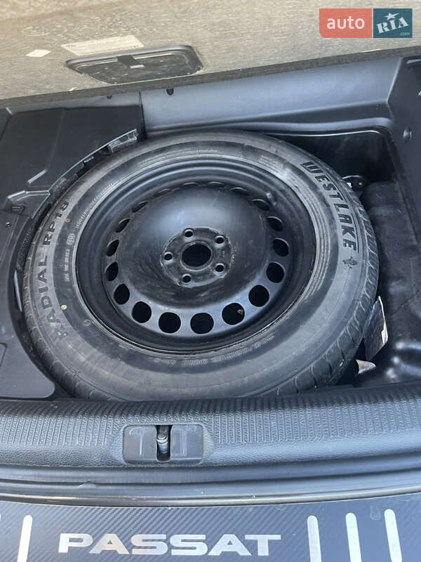 Универсал Volkswagen Passat 2014 в Каменском