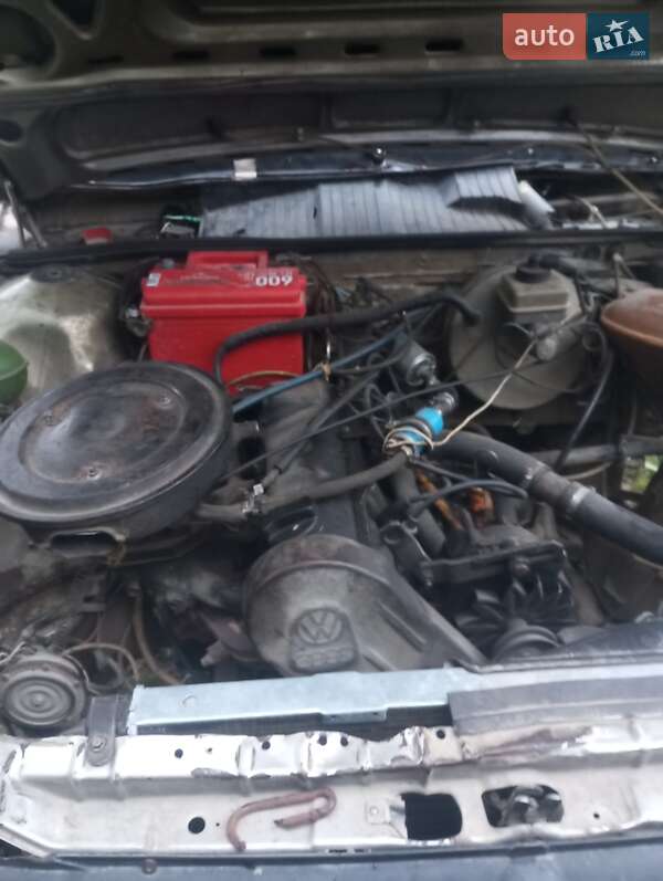 Хэтчбек Volkswagen Passat 1988 в Берегомете