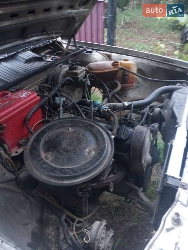 Хэтчбек Volkswagen Passat 1988 в Берегомете