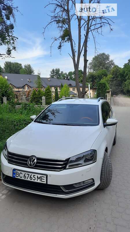 Универсал Volkswagen Passat 2011 в Львове
