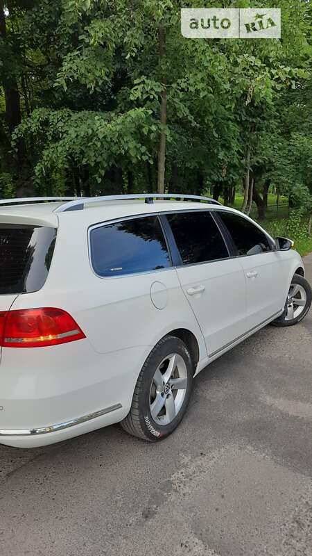 Универсал Volkswagen Passat 2011 в Львове