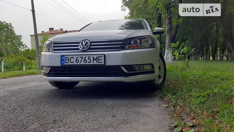Универсал Volkswagen Passat 2011 в Львове
