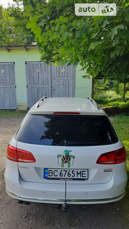 Универсал Volkswagen Passat 2011 в Львове