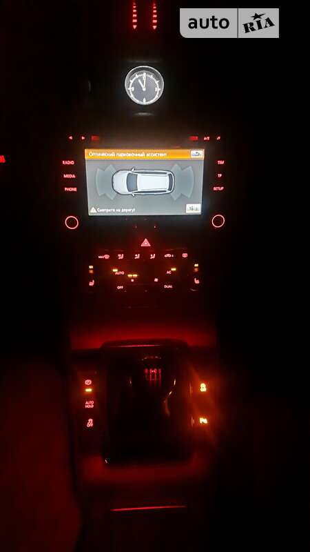 Универсал Volkswagen Passat 2011 в Львове