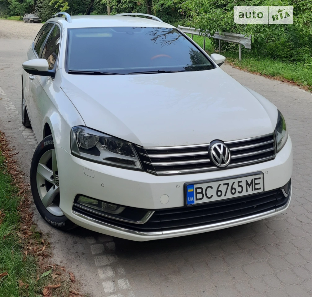 2010 Volkswagen Passat - мініатюра 26