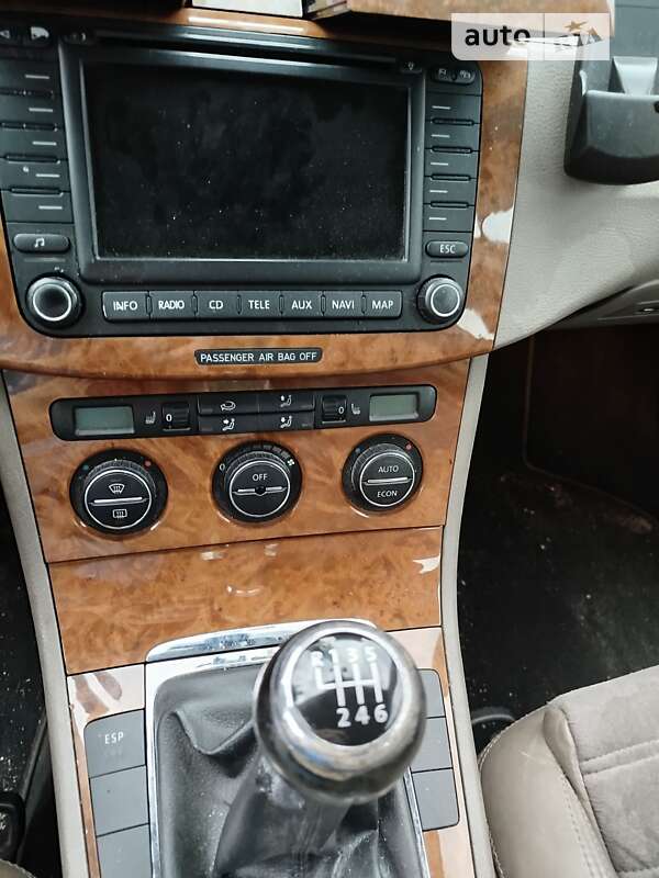 Седан Volkswagen Passat 2005 в Кременчуге фото 11 Седан Volkswagen Passat 2005 в Кременчуге