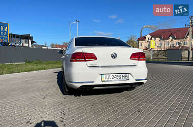 Седан Volkswagen Passat 2012 в 
