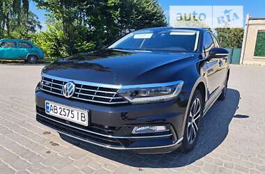 Седан Volkswagen Passat 2018 в Ильинцах