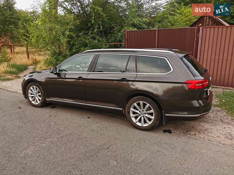 Универсал Volkswagen Passat 2016 в Днепре