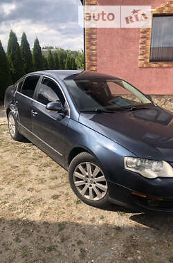 Седан Volkswagen Passat 2007 в Львове