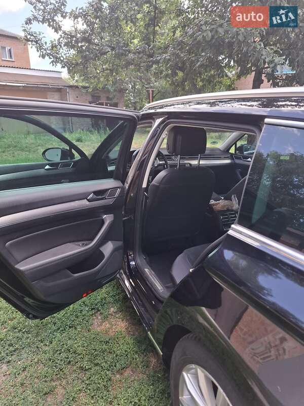 Универсал Volkswagen Passat 2016 в Лубнах