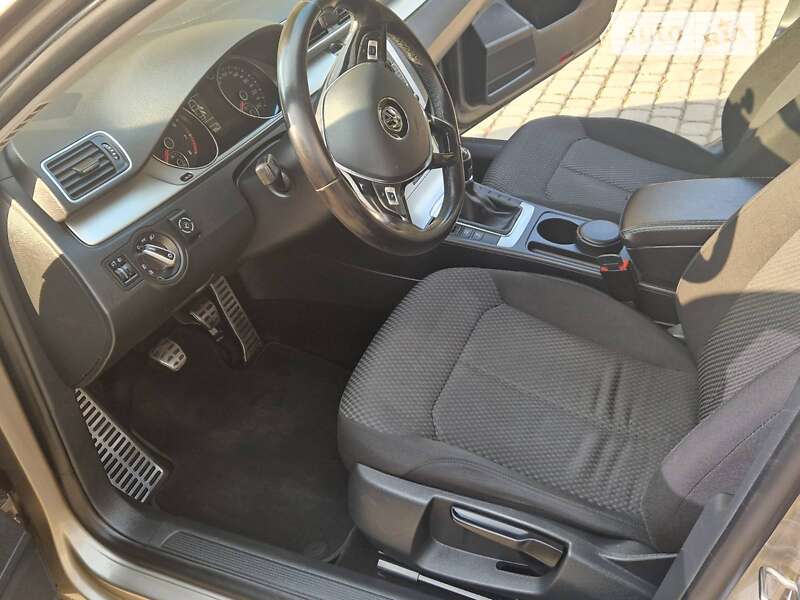 Седан Volkswagen Passat 2012 в Тернополе фото 3 Седан Volkswagen Passat 2012 в Тернополе