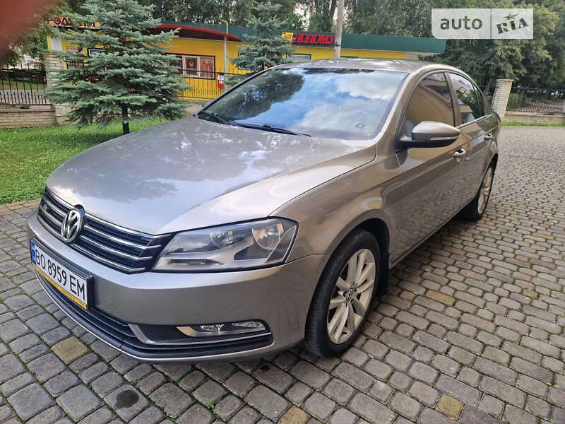 Седан Volkswagen Passat 2012 в Тернополе фото 19 Седан Volkswagen Passat 2012 в Тернополе