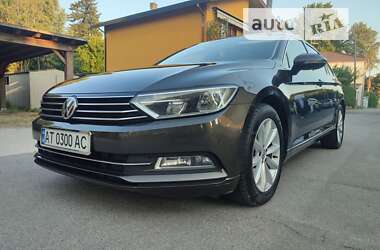 Универсал Volkswagen Passat 2015 в Ивано-Франковске