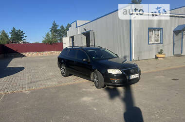 Универсал Volkswagen Passat 2008 в Вирах