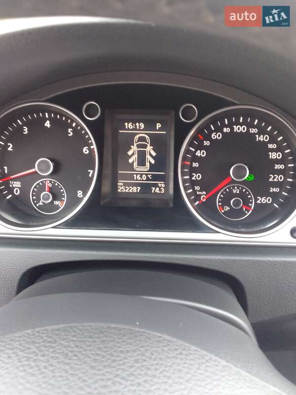 Универсал Volkswagen Passat 2012 в Львове фото 11 Универсал Volkswagen Passat 2012 в Львове