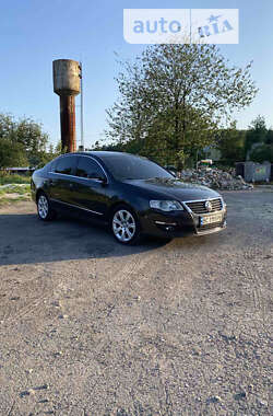 Седан Volkswagen Passat 2006 в Львове