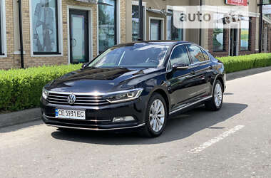 Седан Volkswagen Passat 2016 в Киеве