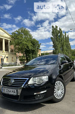 Універсал Volkswagen Passat 2008 в Миколаєві