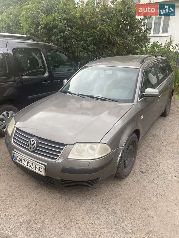 Универсал Volkswagen Passat 2002 в Житомире