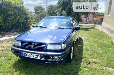 Седан Volkswagen Passat 1995 в Тернополі