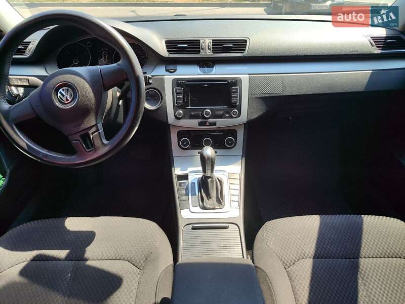 Универсал Volkswagen Passat 2014 в Днепре