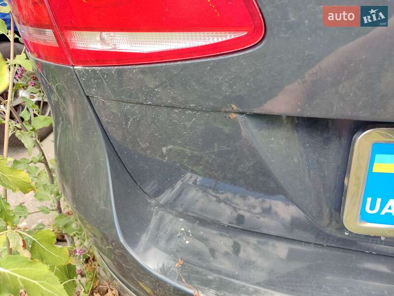 Універсал Volkswagen Passat 2012 в Києві