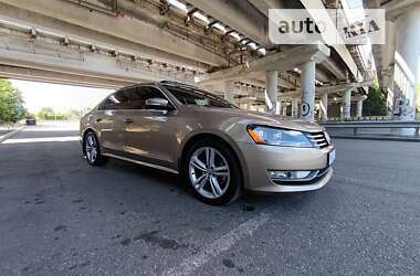 Седан Volkswagen Passat 2014 в Одесі