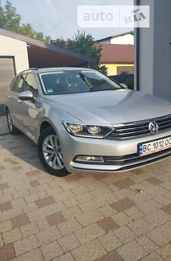 Универсал Volkswagen Passat 2017 в Львове