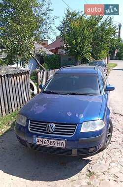 Універсал Volkswagen Passat 2002 в Овручі