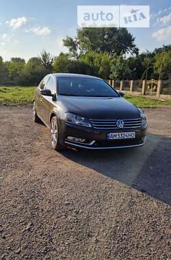 Седан Volkswagen Passat 2011 в Бердичеві