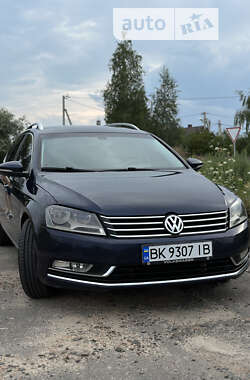 Универсал Volkswagen Passat 2011 в Костополе