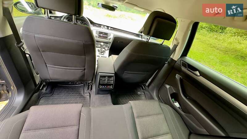 Универсал Volkswagen Passat 2015 в Украинке