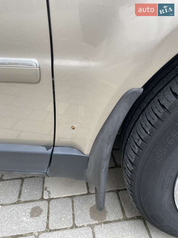 Седан Volkswagen Passat 2003 в Ивано-Франковске