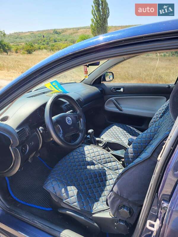 Седан Volkswagen Passat 1997 в Миколаївці