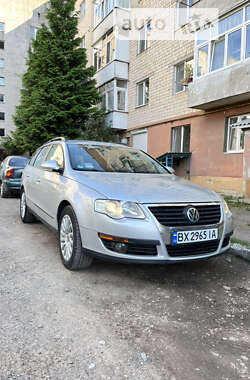 Универсал Volkswagen Passat 2010 в Хотине